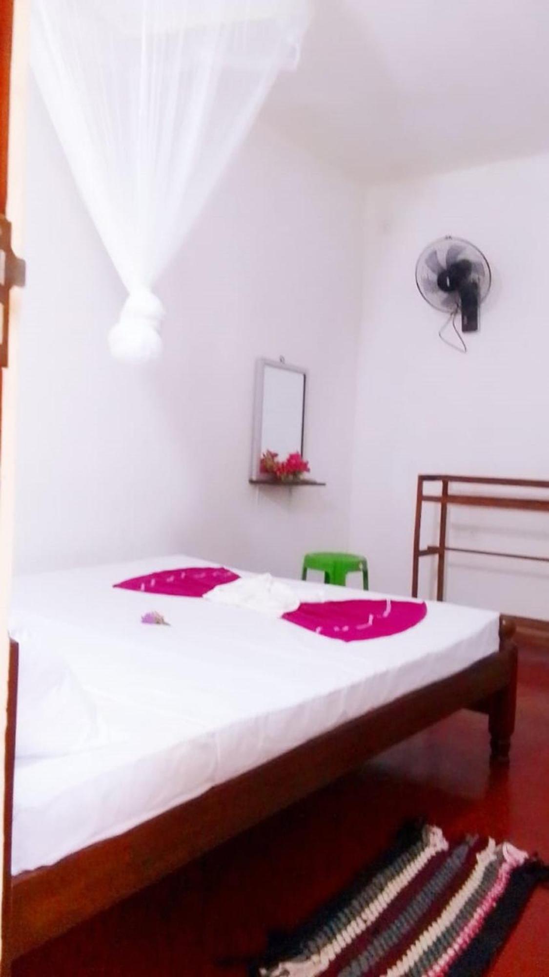 Winstar Homestay Sigirîya Extérieur photo